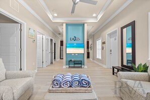 Flat-screen TV, DVD player, stereo