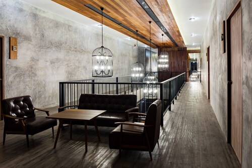 The Chic Lipe - Hostel