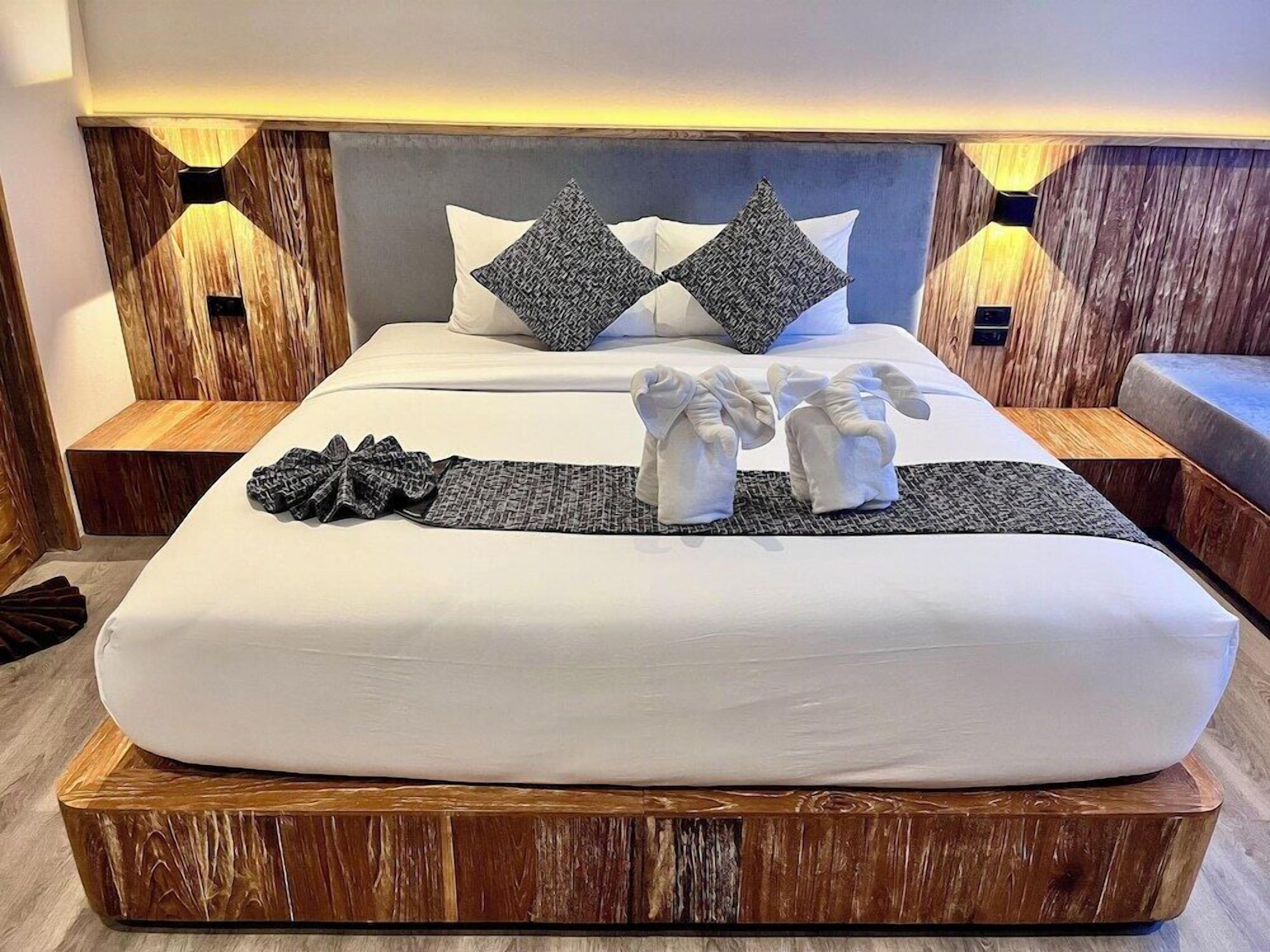 In-room safe, individually decorated, free WiFi, bed sheets
