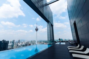 Infinity pool - Victoria Home Platinum Suites (Kuala Lumpur)