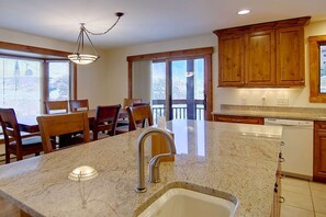 Fridge, microwave, oven, stovetop - Ski Out/Walk In w/Unforgettable Views-Hot Tub-Garage-Grill-Deck-W/D in Unit-Fireplace-Updated/Quiet (Steamboat Springs)