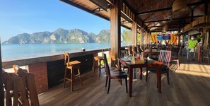 Colazione a buffet, servita tutte le mattine (250 THB a persona)