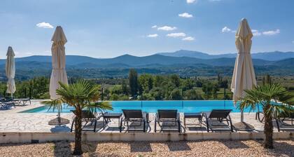 Beautiful home in Glavina Donja