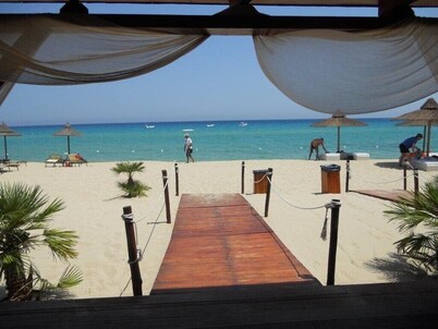 Pretty little villa adjacent to Cala Sinzias beach