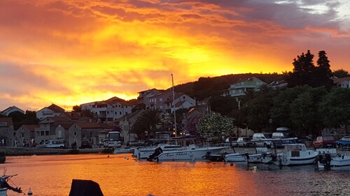 Magnificient panoramic view, wideview terrace, relaxing hot tube