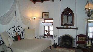 2 slaapkamers, een kluis op de kamer, geluiddichte muren