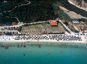 Una playa cerca