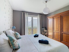 2 chambres, fer et planche à repasser, Wi-Fi gratuit, draps fournis