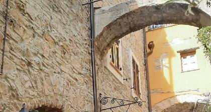 Style provençal vient d'ĂȘtre rĂ©novĂ© Ă la mer! Wi-Fi