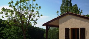 Little House with beautiful view in unique Holiday Resort **** in Dordogne-Lot