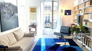 Living area - 4 ROOMS COZY, FUNCTIONAL, 4/5 pers NEAR TOUR EIFFEL St GERMAIN ... (Paris)