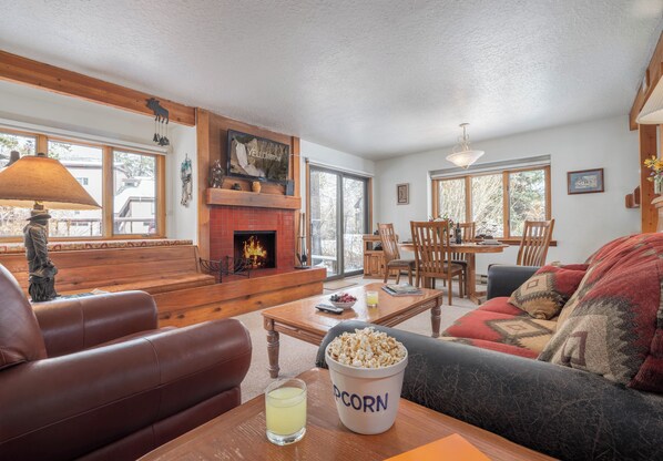 TV, fireplace, DVD player, stereo