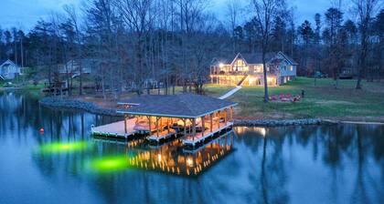 Lake Anna Home w/ Dock & Private Shoreline!