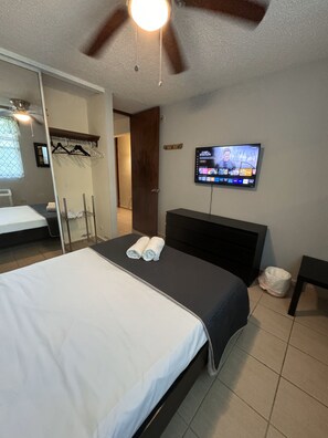 3 bedrooms, iron/ironing board, free WiFi, bed sheets - Landing View Villa 302 3BR in the Heart of Puntas  (Puntas)