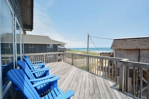 Sunrise Cottage- Excellent Ocean Views- Steps to Beach- Community Pool