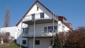 Uklassifisert bilde, 3 av 9, knapp