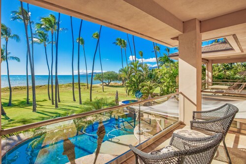 FIVE BEDROOM BEACHFRONT SOUTH MAUI HOME - MODERN!