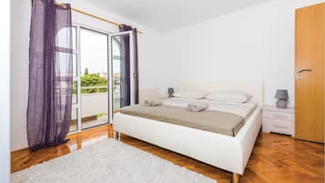 3 dormitorios, wifi gratis, ropa de cama