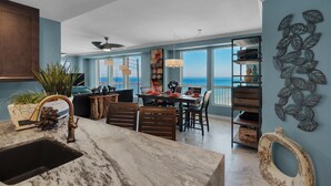 Unclassified image, 4 of 45, button - 3-D Tour~PENTHOUSE~Panoramic Views~Windows on 3 sides~2 KING beds (Panama City Beach)