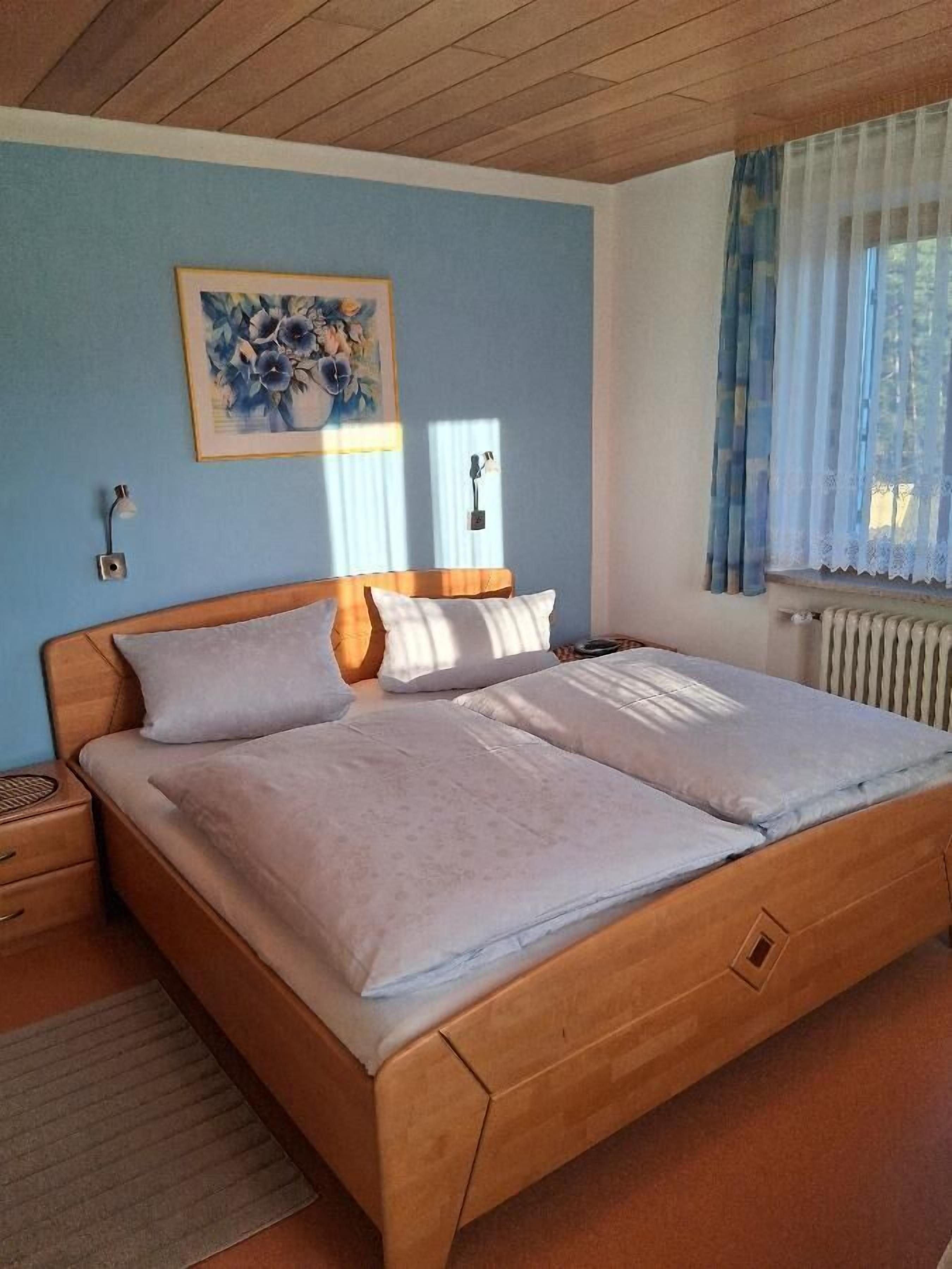 Ferienwohnung 1 - 61qm mit Südbalkon-Ferienwohnungen Familie Petrik