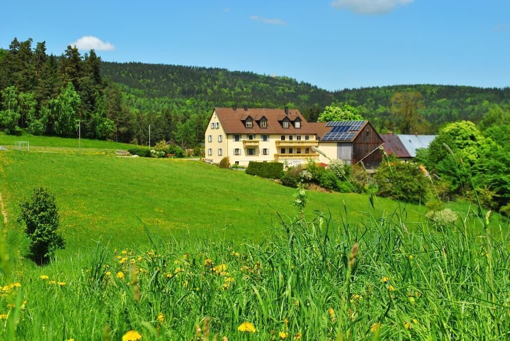 Ferienwohnungen Familie Petrik (Friedenfels)-Natur Erleben im Ste
