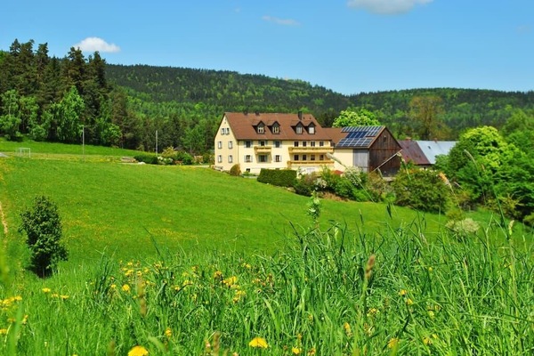 Ferienwohnungen Familie Petrik (Friedenfels)-Natur Erleben im Ste