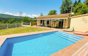 Pool - Amazing home in Molières-sur-Cèze (Molières-sur-Cèze)