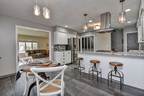 Beautifully updated. Convenient central Boise location