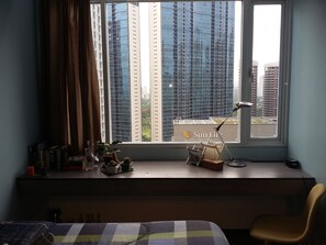 1 dormitori, planxa i posts de planxar, wifi i roba de llit 