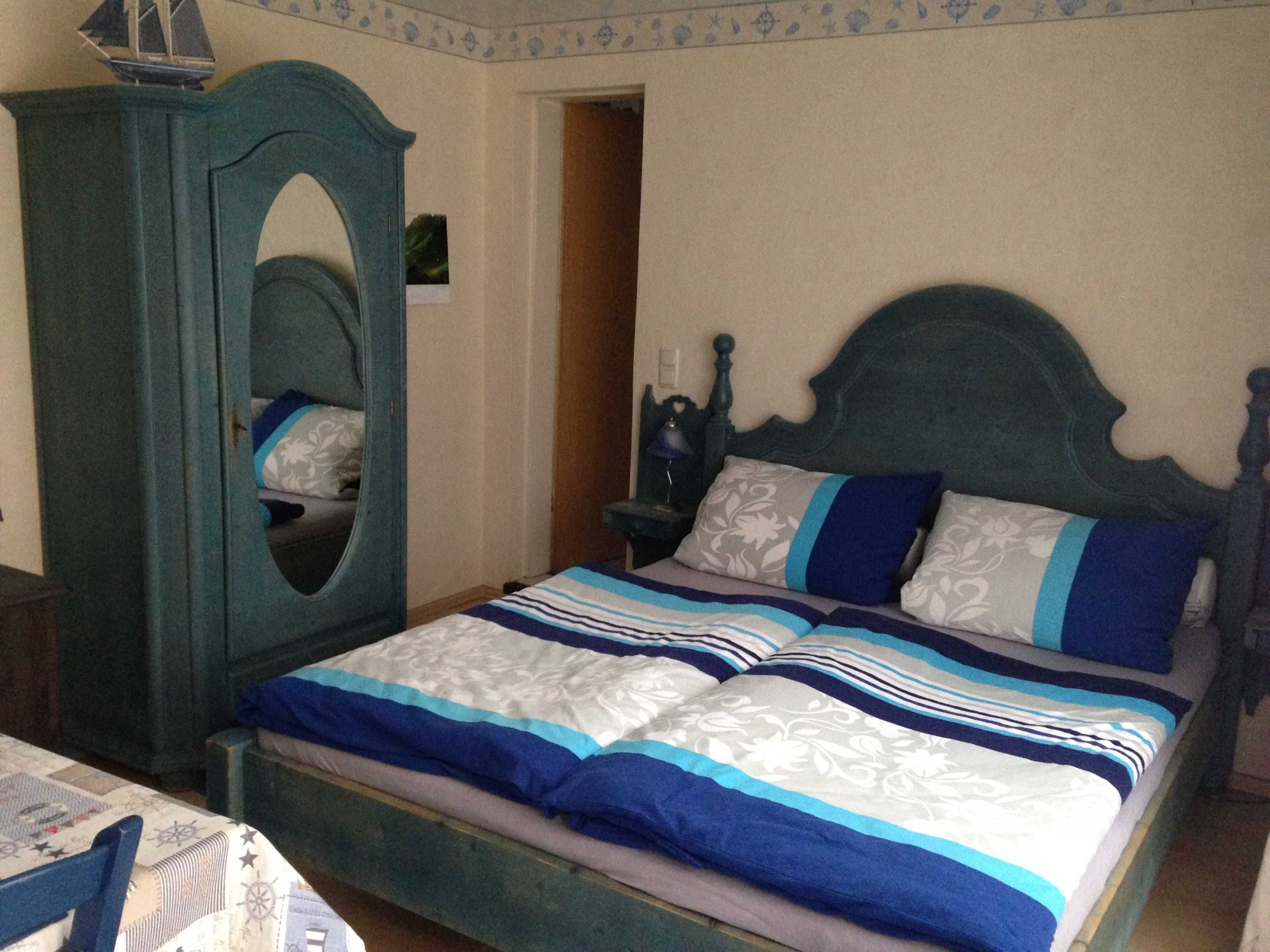 1 habitación y ropa de cama 