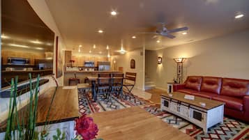 Smart TV, fireplace, DVD player