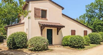 Village de Vacances **** familial, piscine, spa, tennis, jeux, bar, activités