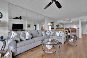 Smart TV, DVD player, books, stereo