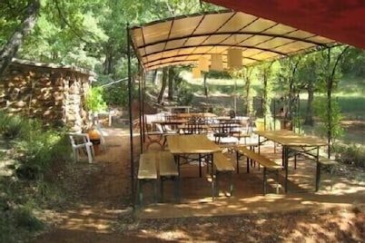 WELCOME. COTTAGE 4 pers of OCRES Quiet pool WIFI, animal & hiking weekend ok