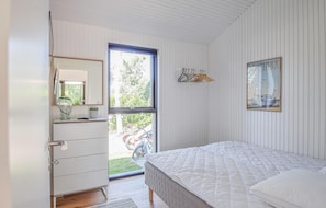 3 bedrooms, travel crib, free WiFi - 3 bedroom cozy home in Juelsminde (Juelsminde)