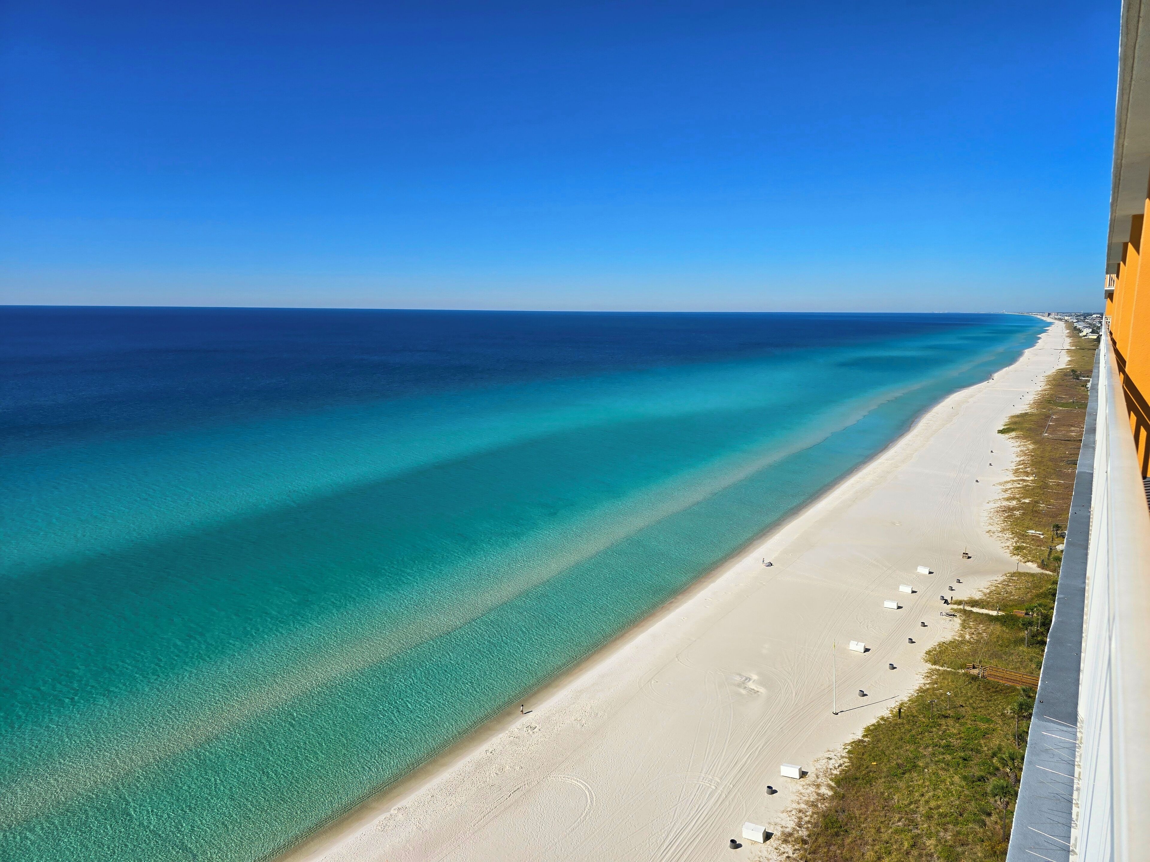Am Strand, Liegestühle