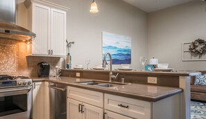 Fridge, microwave, dishwasher, coffee/tea maker