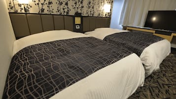 Desk, blackout curtains, free WiFi, bed sheets