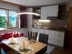 Dining - Top 4 - House Annette (Schröcken)