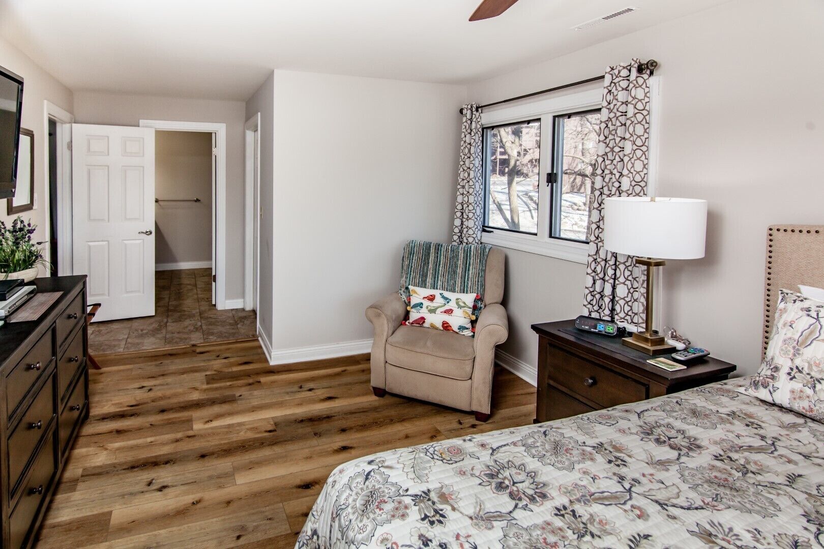 3 bedrooms, iron/ironing board, travel cot, free wifi