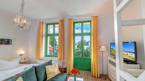 Villa Ostseewarte Whg. 9, BALKON, FAHRSTUHL - Villa Ostseewarte, STRANDNAH,