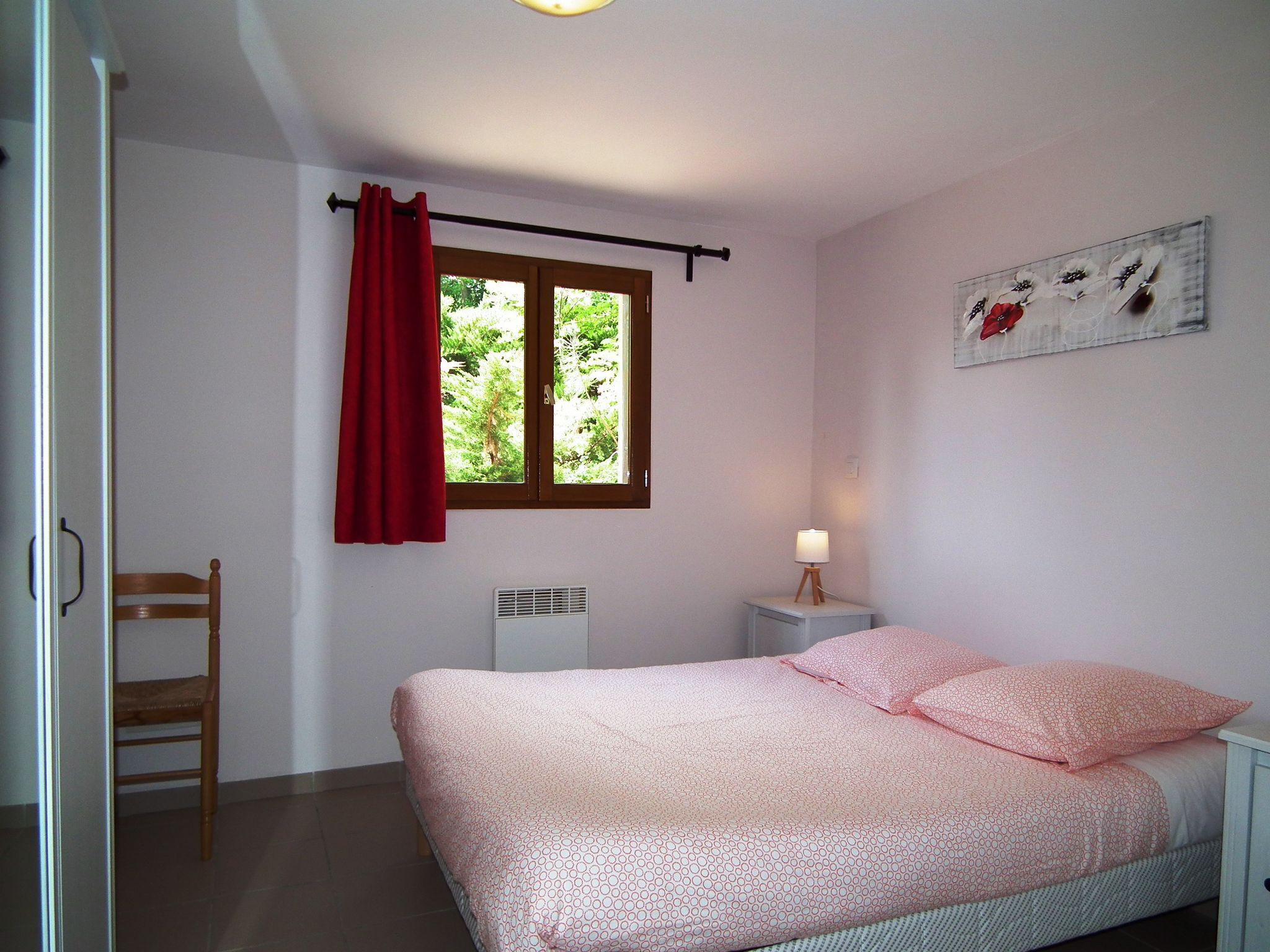 6 bedrooms, iron/ironing board, free WiFi, bed sheets