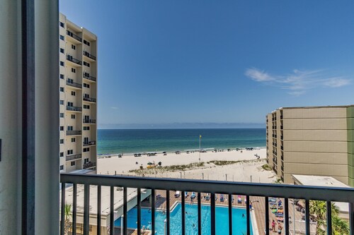 Pinnacle Port - 2 Bedroom, 2.5 Bath Condo