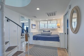 1 slaapkamer, een strijkplank/strijkijzer, gratis wifi, beddengoed