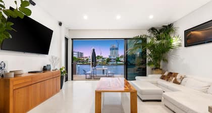 2 Millionen $ Waterfront Villa