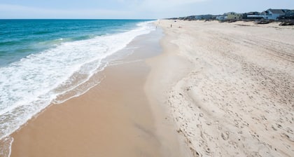 Semi oceanfront location with a 3 min walk to the ocean and Gift Card