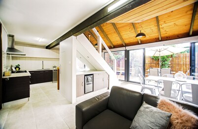 The Junction Boutique Apartment