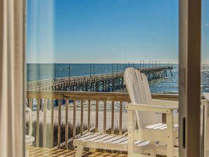 Property grounds - Jolly Dave's | Private Beach Access Walkway! (Topsail Beach)