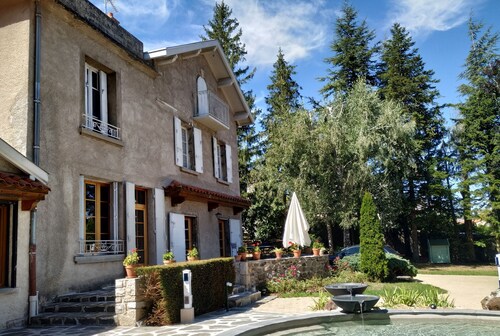 Charming villa near downtown Le Puy-en-Velay, on the road to Compostela