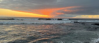 Kona Condo con todas las comodidades del hogar